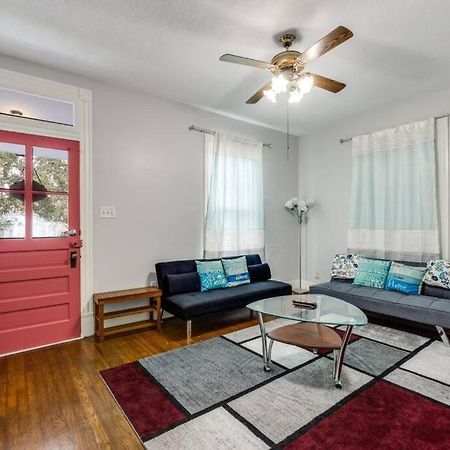 Cozy Sea Breeze Bungalow - 2 Mins To The Beach Galveston Exterior foto